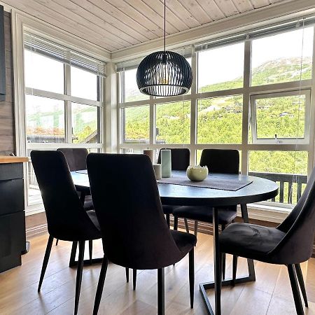 Lovise Mountain Apartment Stranda  Buitenkant foto