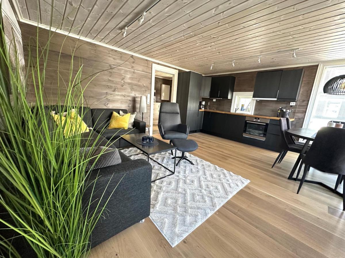 Lovise Mountain Apartment Stranda  Buitenkant foto