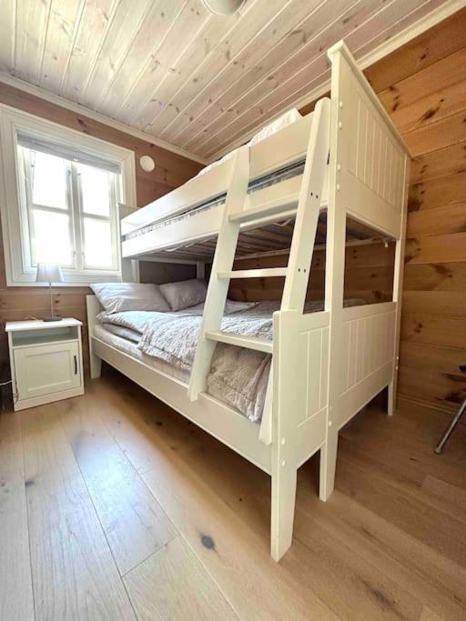 Lovise Mountain Apartment Stranda  Buitenkant foto