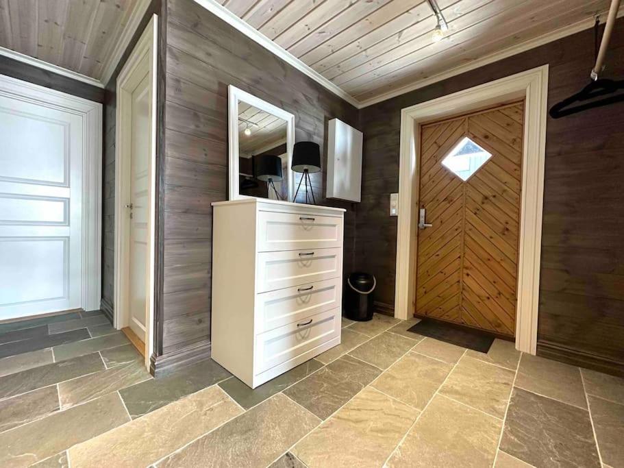 Lovise Mountain Apartment Stranda  Buitenkant foto