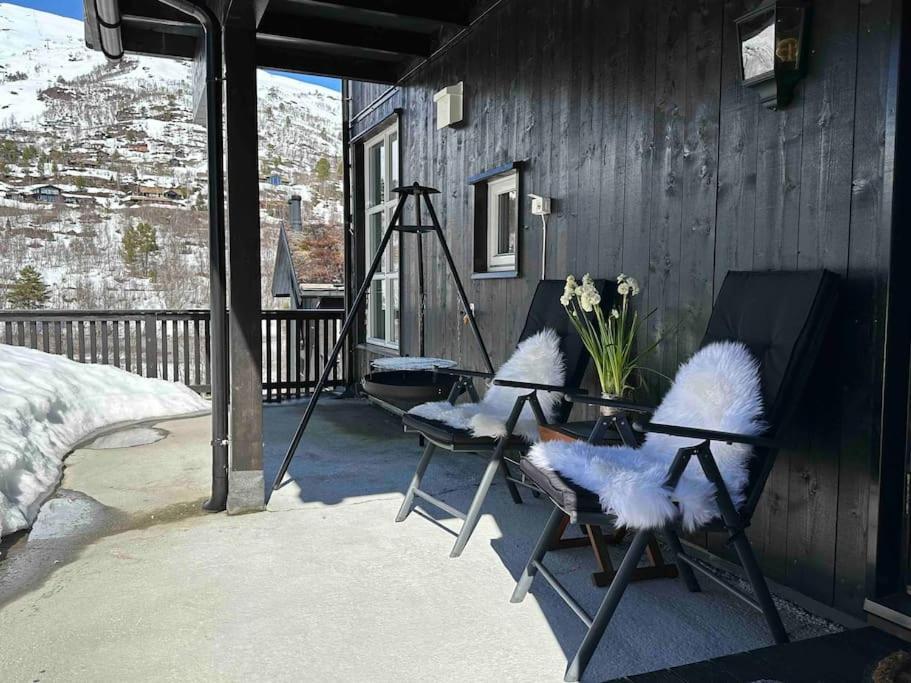 Lovise Mountain Apartment Stranda  Buitenkant foto