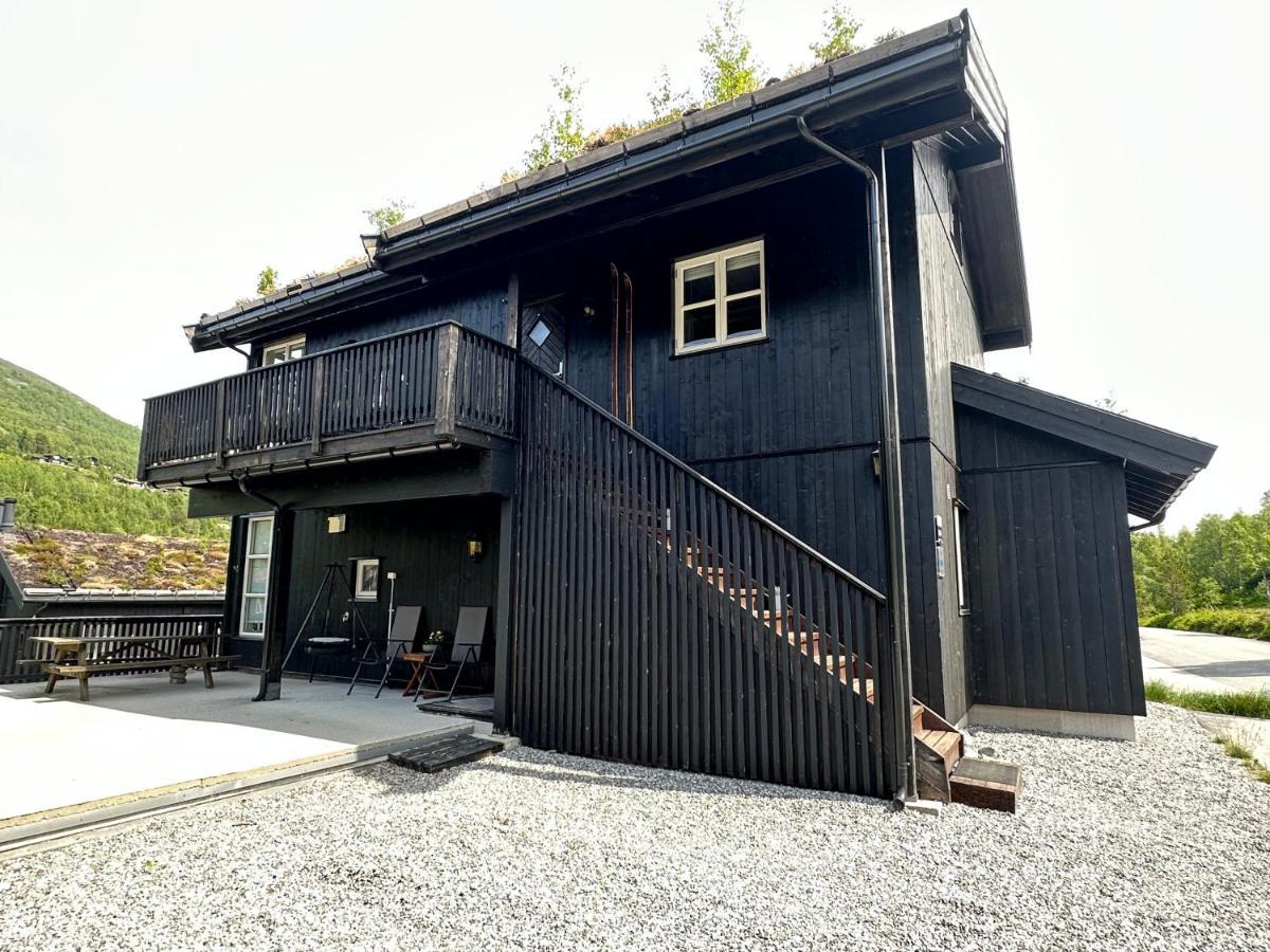 Lovise Mountain Apartment Stranda  Buitenkant foto